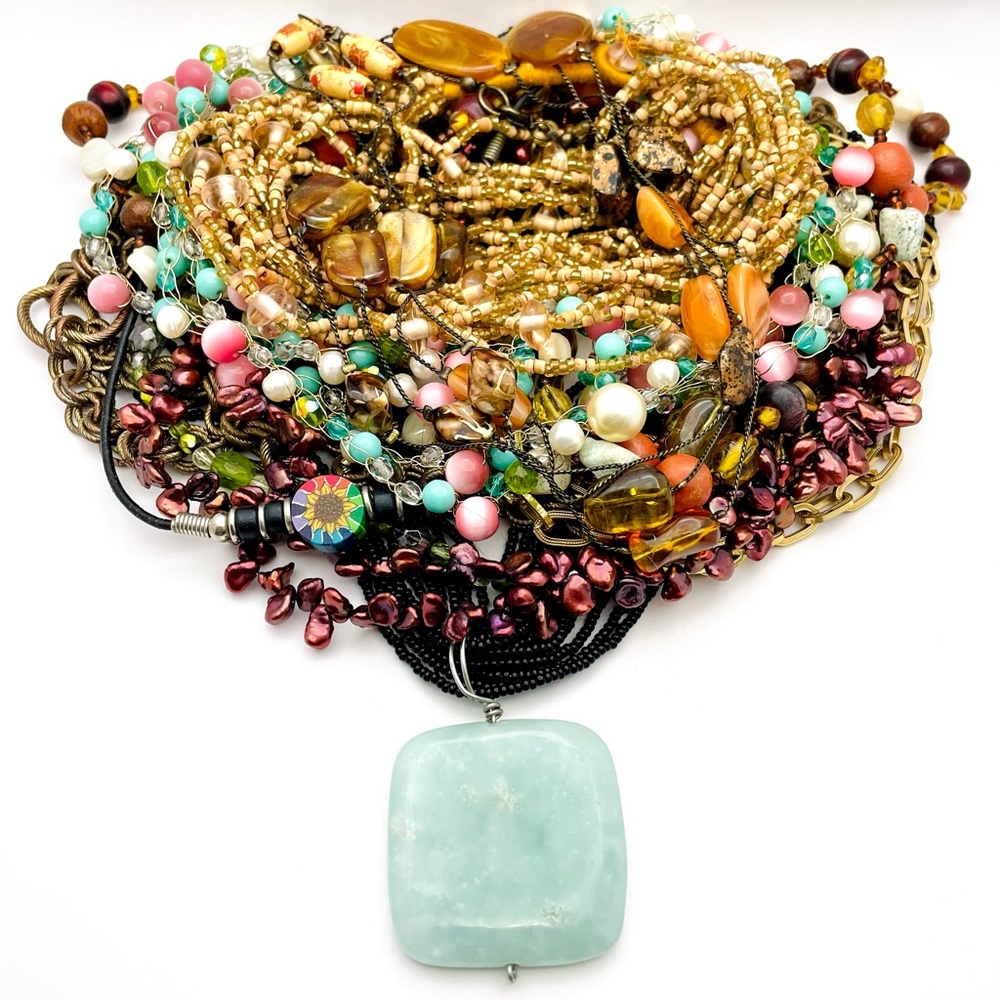 Vintage Costume Jewelry Necklaces 1lb Lot 10 All Wearable NO JUNK Vintage To Now